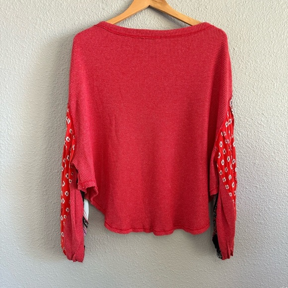 We The Free Blossom Thermal Cherry Red Combo Size Medium - Picture 6 of 6
